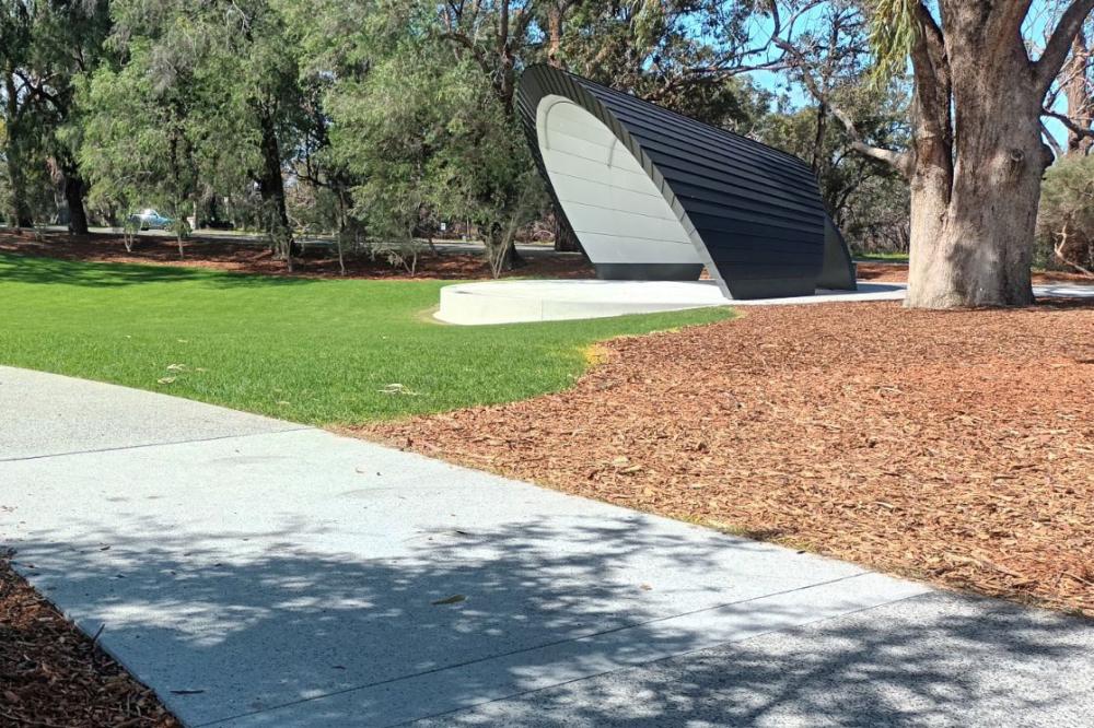 Saw Avenue Amphitheatre