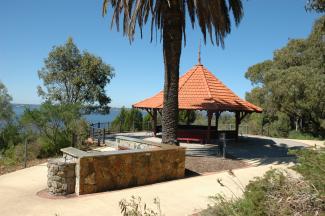 Karri Pavilion is a small shelter tucked away in the WA Botanic Garden.