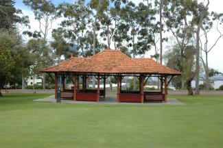 Old Tea Pavilion is located on Fraser Ave surrounded by lawn and with views of Perth city.