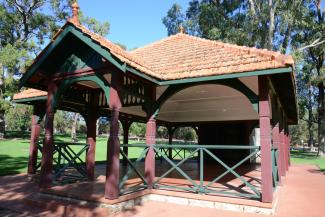 Vietnam Memorial Pavilion is a mid-sized pavilion located at May Drive Parkland surrounded by lawn.